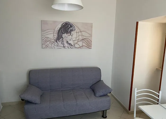 Nyx Dea Della Notte Μπάρι